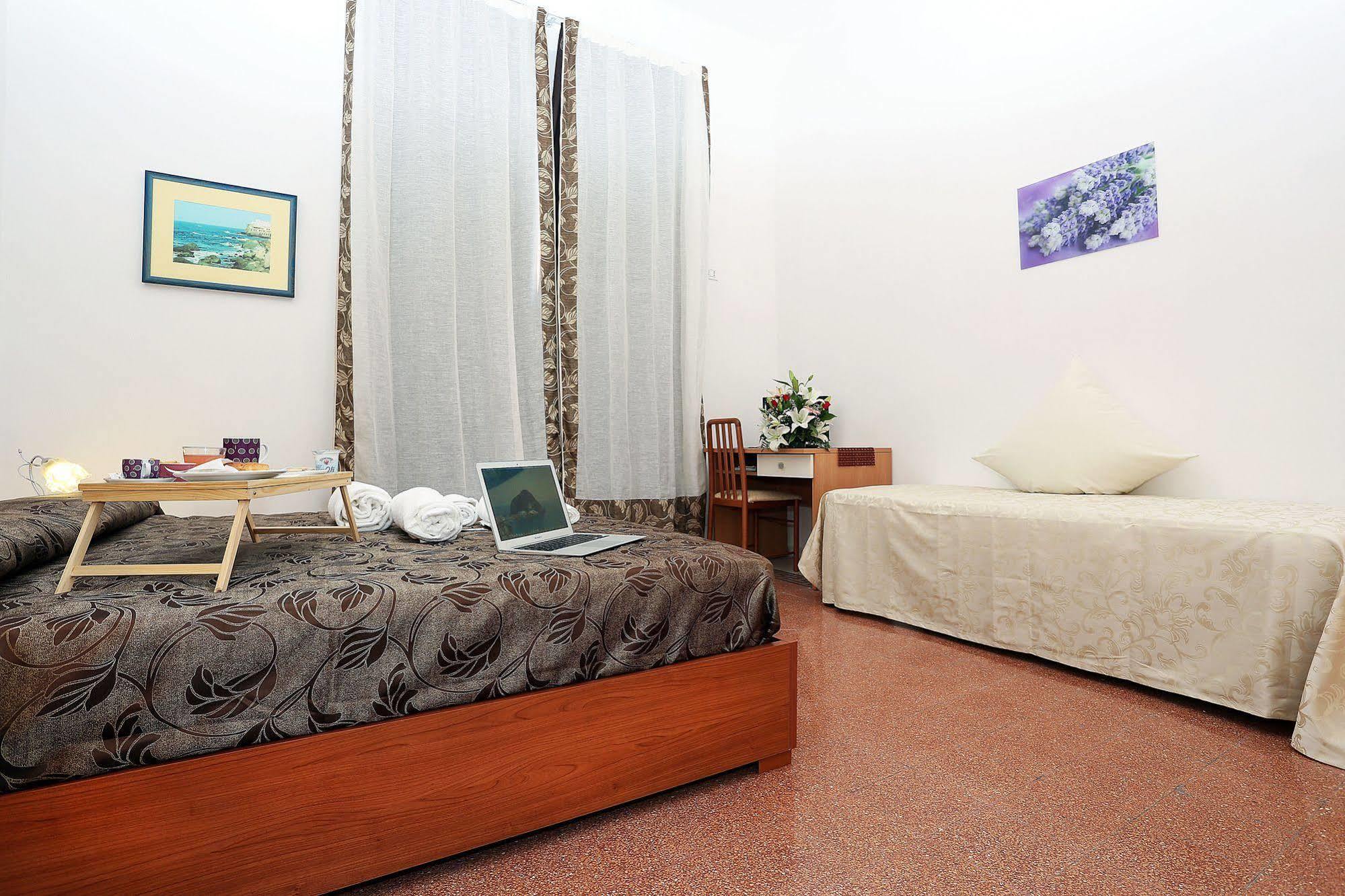 Bells Of Rome Hotell Eksteriør bilde